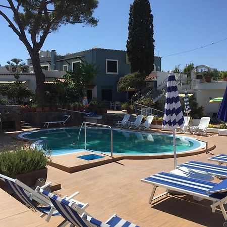 Albergo Villa Mario Sant'Angelo  Exteriör bild